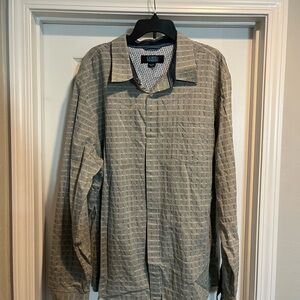 Nautica Men's Classic Gray Checkered Dress Shirt